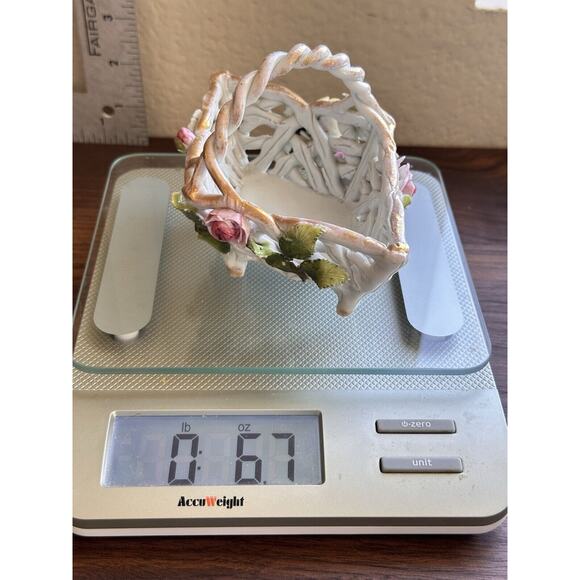 VINTAGE SCHIERHOLZ DRESDEN DIAMOND SHAPED PORCELAIN BASKET WITH APPLIED ROSES - Picture 16 of 16